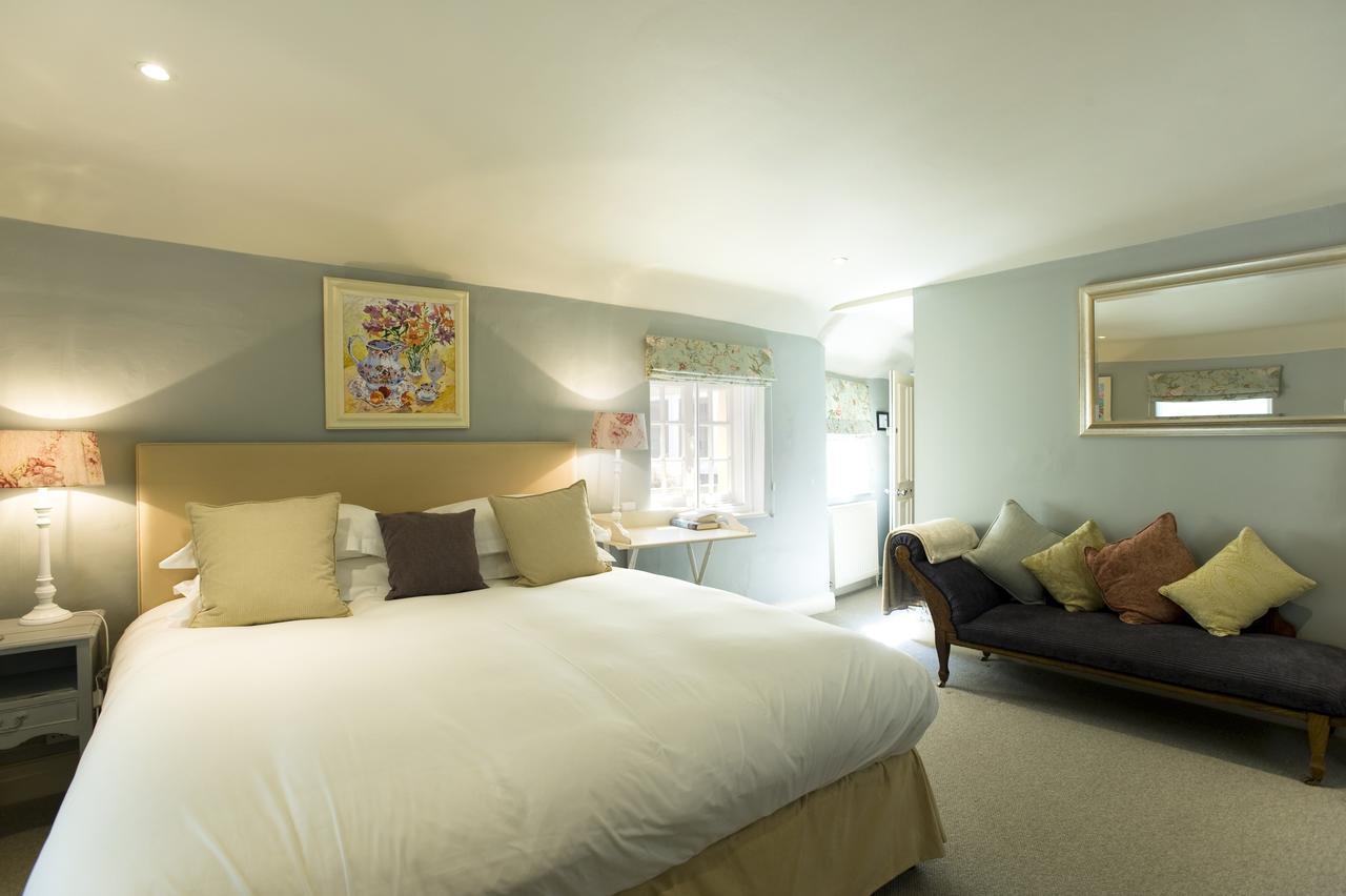 The Greyhound On The Test Hotel Stockbridge  Eksteriør billede